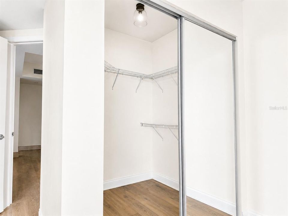 En Venta: $285,900 (2 camas, 2 baños, 1670 Pies cuadrados)