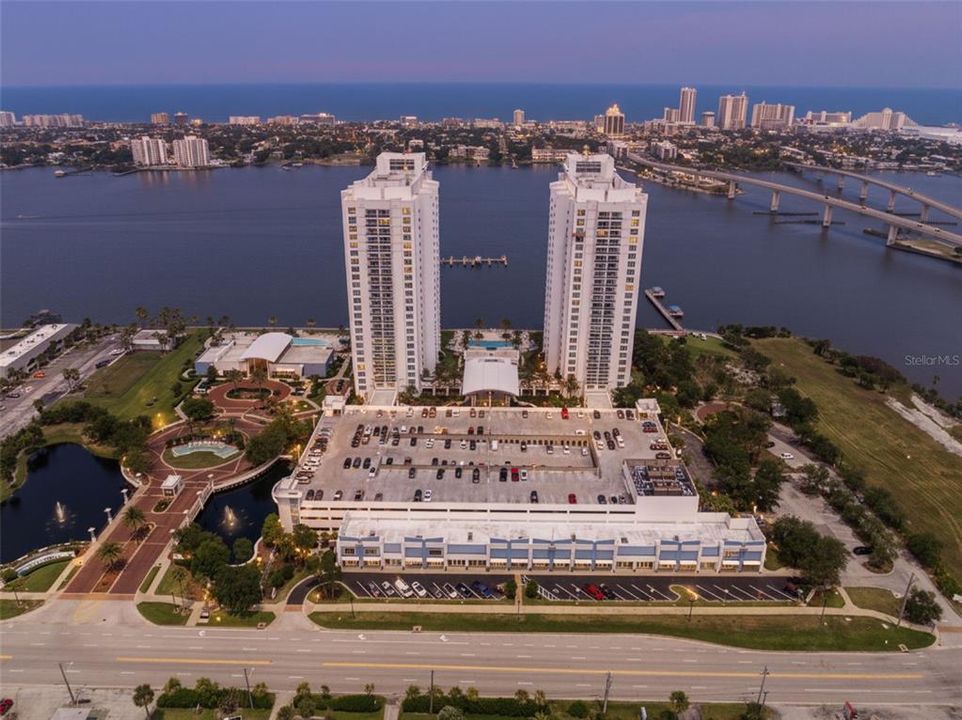 En Venta: $285,900 (2 camas, 2 baños, 1670 Pies cuadrados)