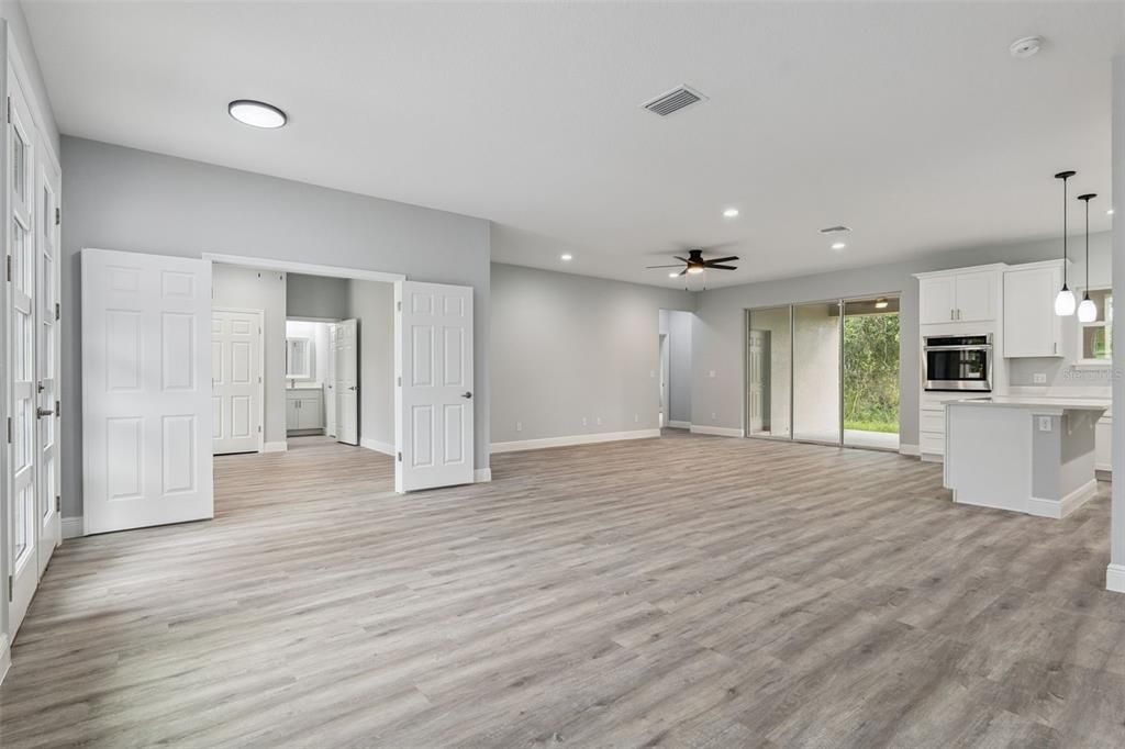 For Sale: $575,000 (4 beds, 3 baths, 2291 Square Feet)