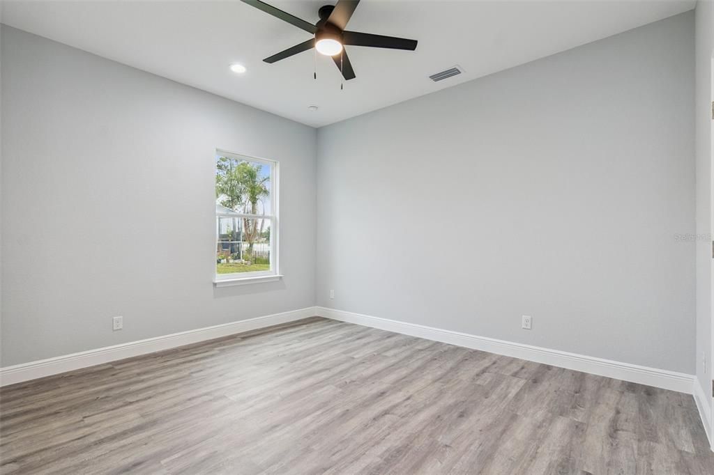 For Sale: $575,000 (4 beds, 3 baths, 2291 Square Feet)