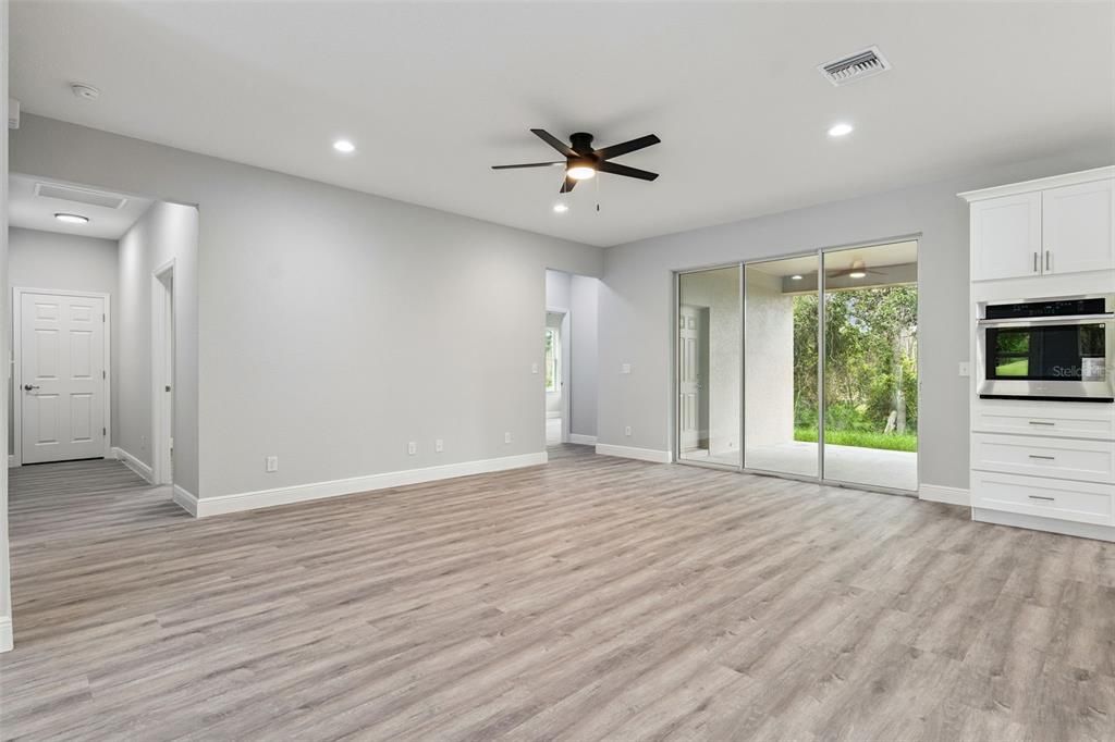 For Sale: $575,000 (4 beds, 3 baths, 2291 Square Feet)