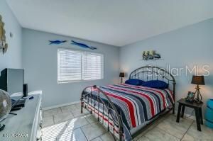 For Rent: $1,200 (1 beds, 1 baths, 710 Square Feet)