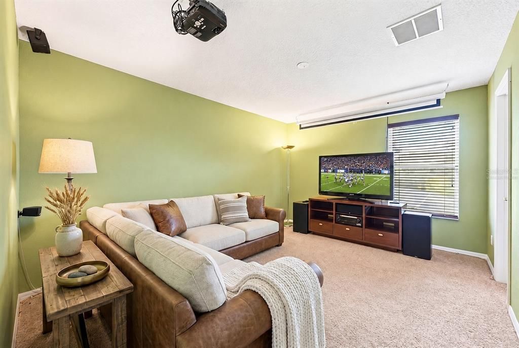 For Sale: $840,000 (6 beds, 3 baths, 3622 Square Feet)