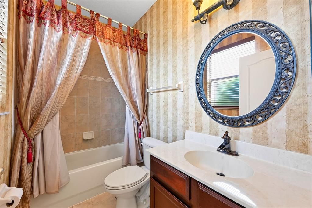 For Sale: $840,000 (6 beds, 3 baths, 3622 Square Feet)