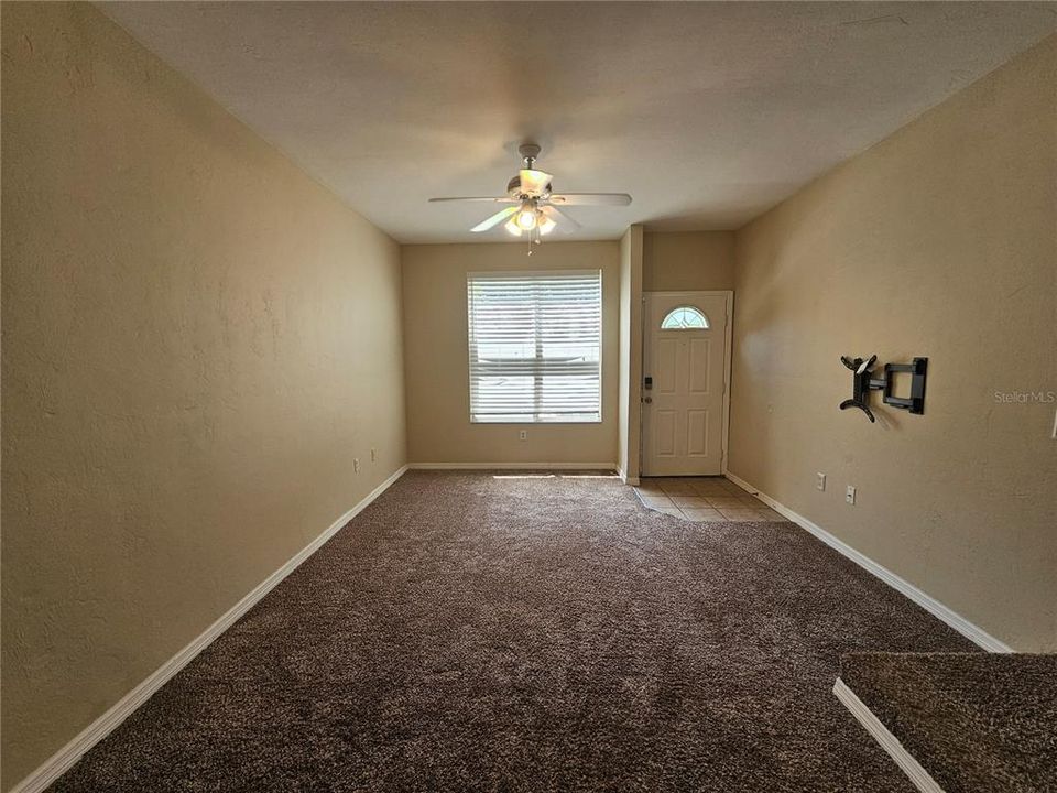 For Rent: $1,375 (2 beds, 2 baths, 1114 Square Feet)