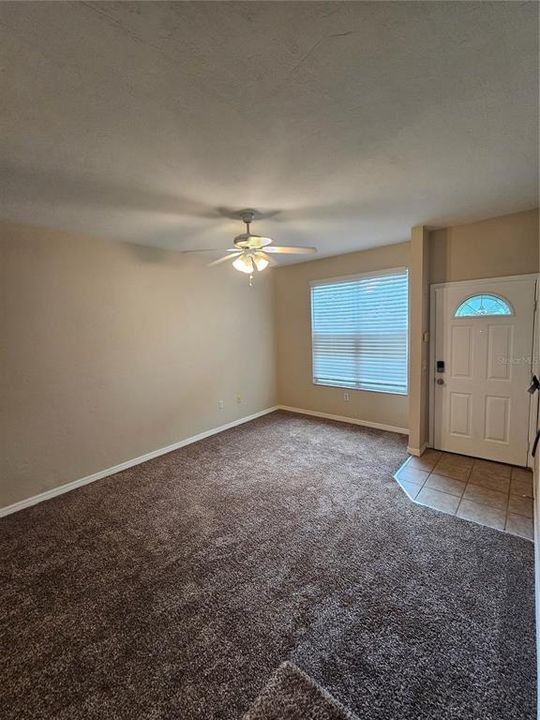 For Rent: $1,375 (2 beds, 2 baths, 1114 Square Feet)