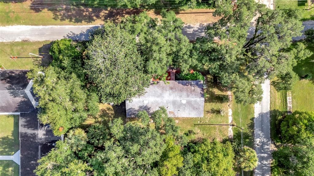 For Sale: $199,999 (2 beds, 1 baths, 1082 Square Feet)