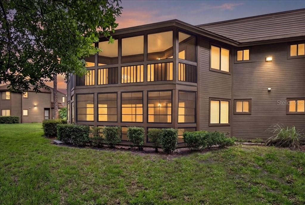На продажу: $199,999 (2 спален, 2 ванн, 1098 Квадратных фут)