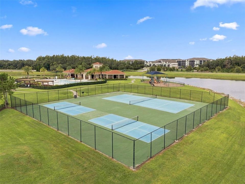 En Venta: $524,900 (5 camas, 3 baños, 2996 Pies cuadrados)