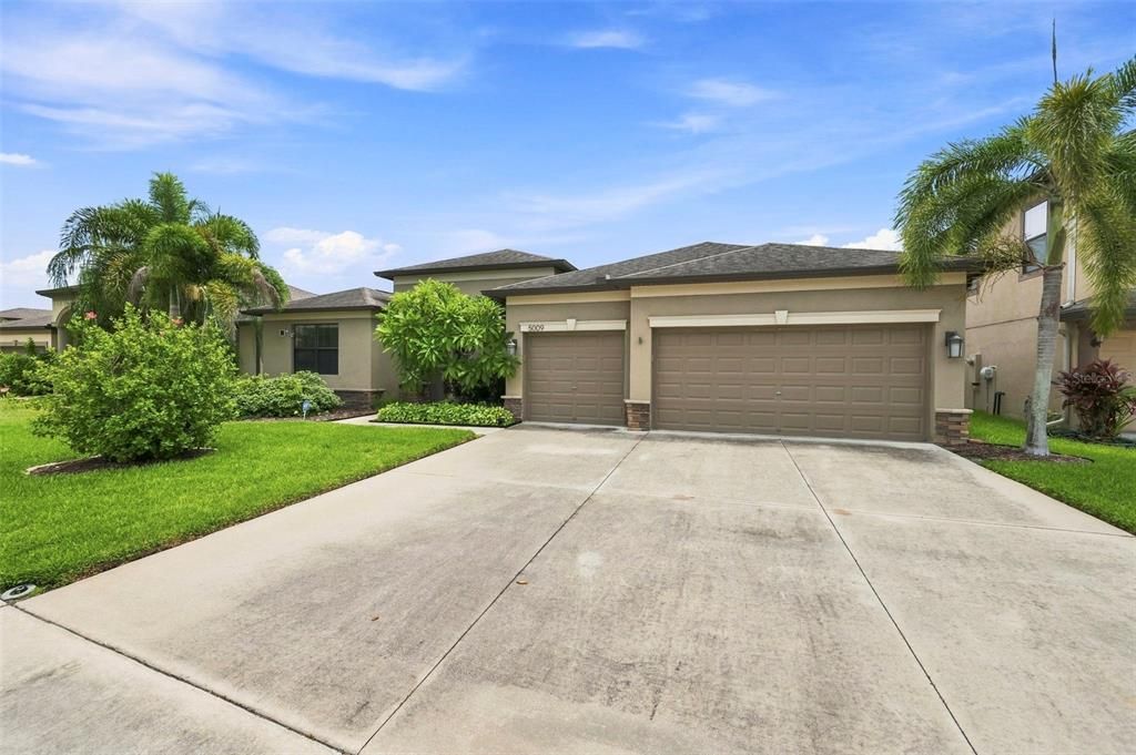 En Venta: $524,900 (5 camas, 3 baños, 2996 Pies cuadrados)