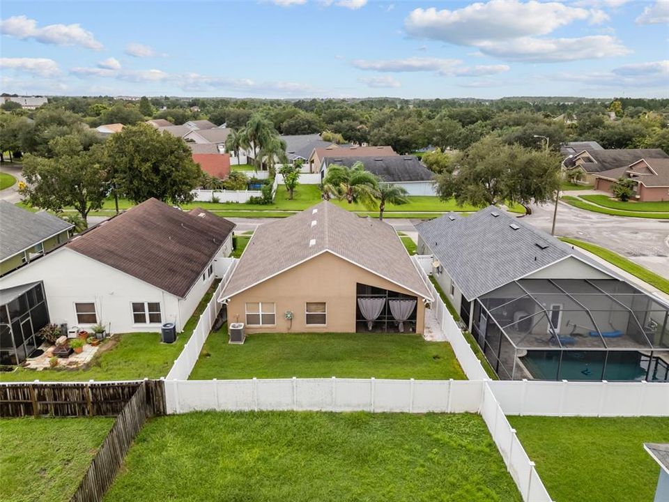 На продажу: $359,900 (3 спален, 2 ванн, 1782 Квадратных фут)