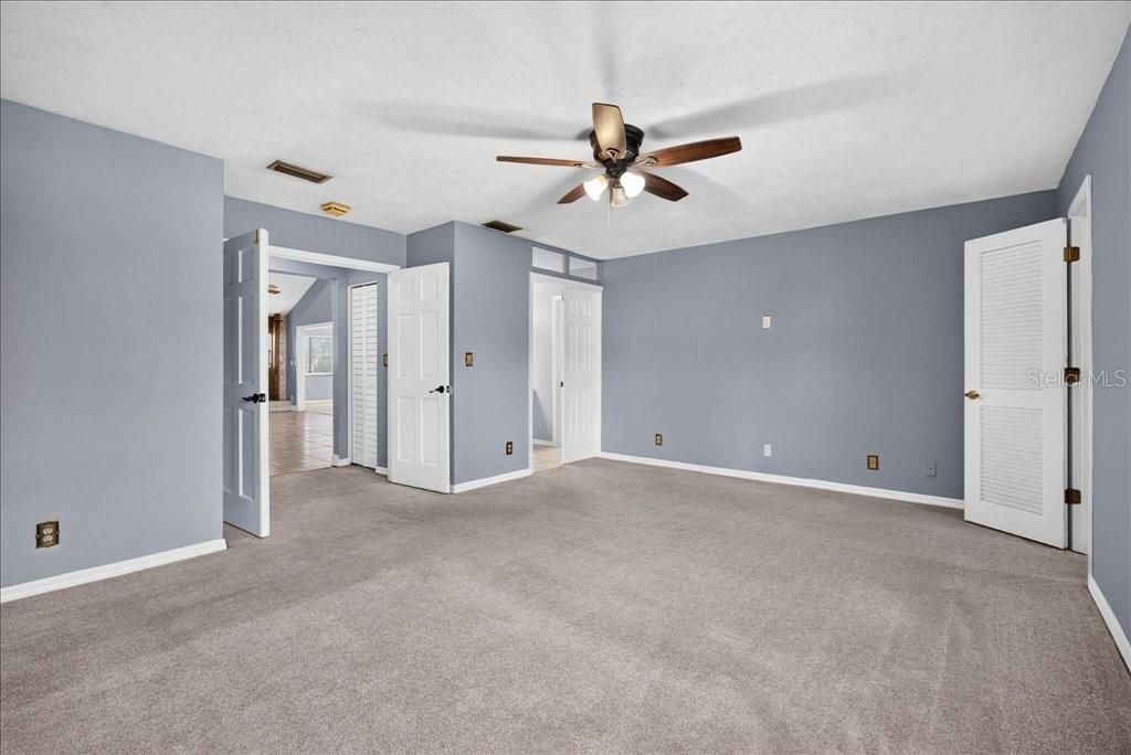 For Sale: $275,000 (2 beds, 2 baths, 1440 Square Feet)