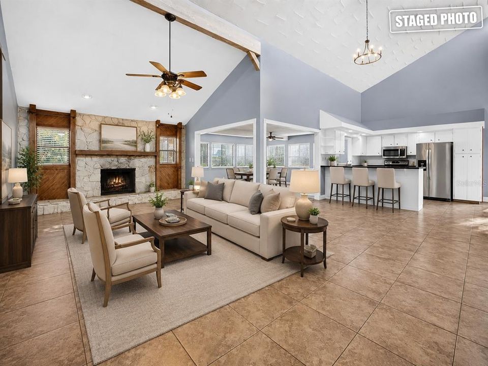 For Sale: $275,000 (2 beds, 2 baths, 1440 Square Feet)