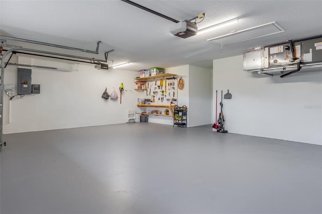 En Venta: $499,900 (3 camas, 3 baños, 1935 Pies cuadrados)