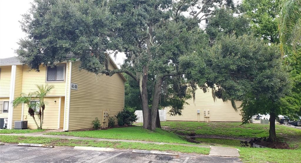 For Sale: $134,995 (2 beds, 1 baths, 1032 Square Feet)