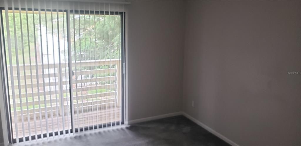 For Sale: $134,995 (2 beds, 1 baths, 1032 Square Feet)