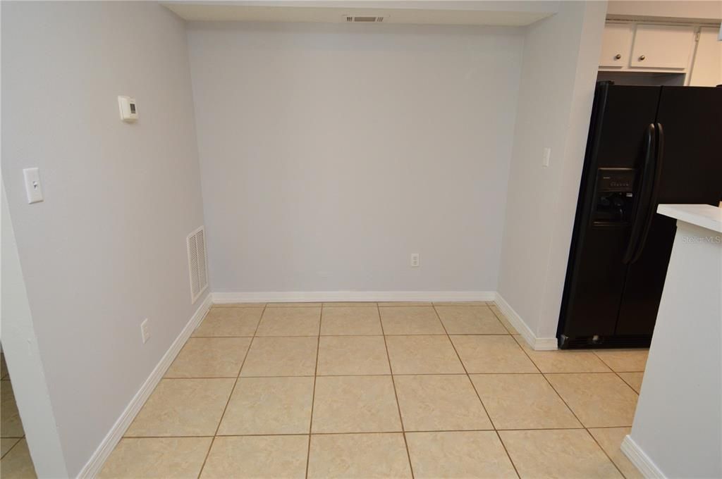 For Rent: $1,600 (2 beds, 2 baths, 1007 Square Feet)