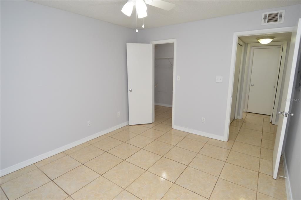 For Rent: $1,600 (2 beds, 2 baths, 1007 Square Feet)