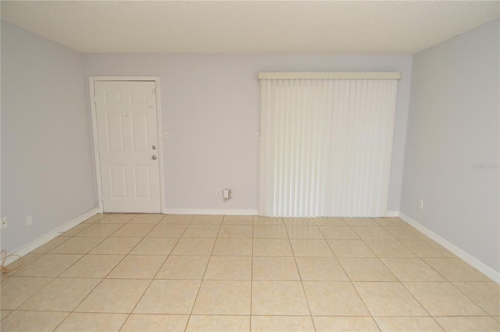 For Rent: $1,600 (2 beds, 2 baths, 1007 Square Feet)