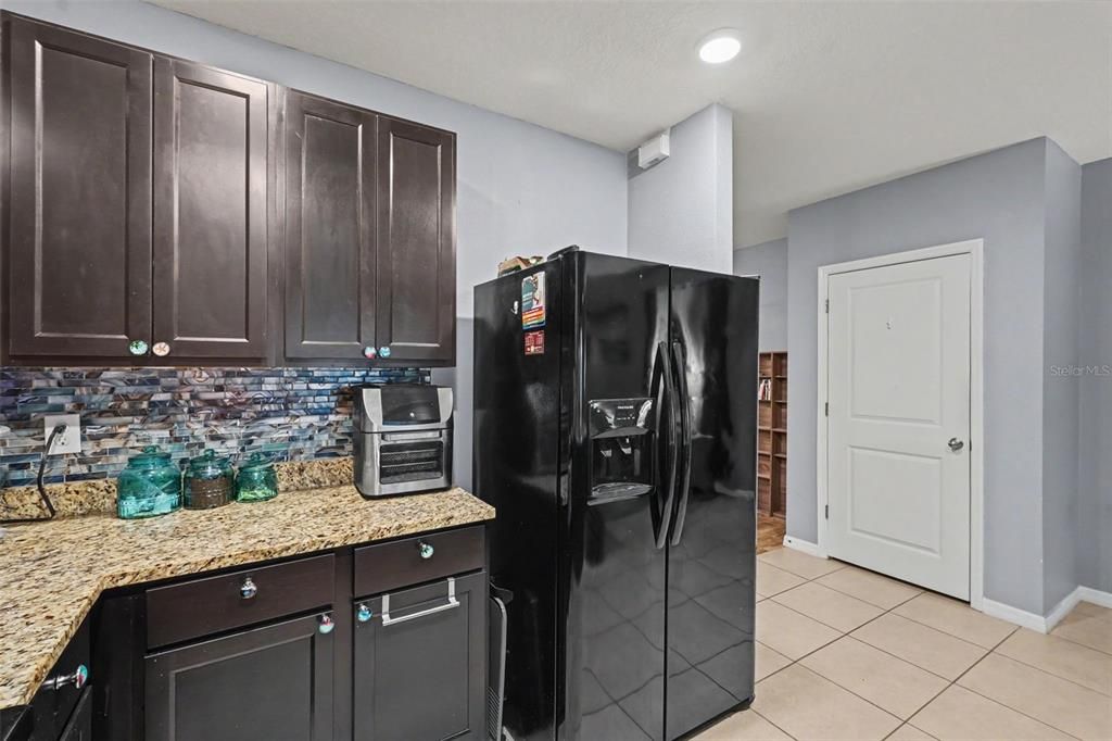 For Sale: $315,000 (3 beds, 2 baths, 1529 Square Feet)