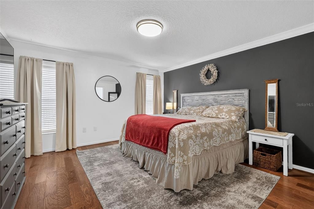 For Sale: $335,000 (3 beds, 2 baths, 1864 Square Feet)