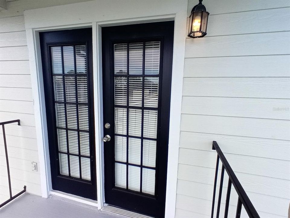 For Rent: $1,250 (1 beds, 1 baths, 583 Square Feet)