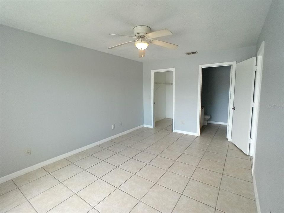 For Rent: $1,250 (1 beds, 1 baths, 583 Square Feet)