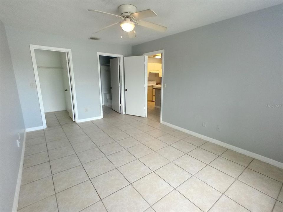 For Rent: $1,250 (1 beds, 1 baths, 583 Square Feet)