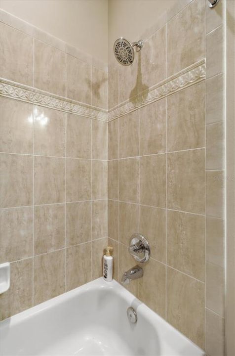 На продажу: $395,000 (3 спален, 2 ванн, 1728 Квадратных фут)