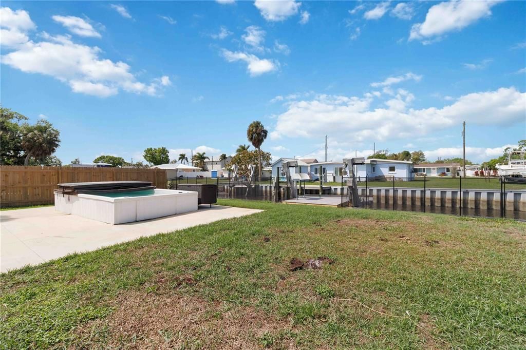For Rent: $2,500 (1 beds, 1 baths, 678 Square Feet)