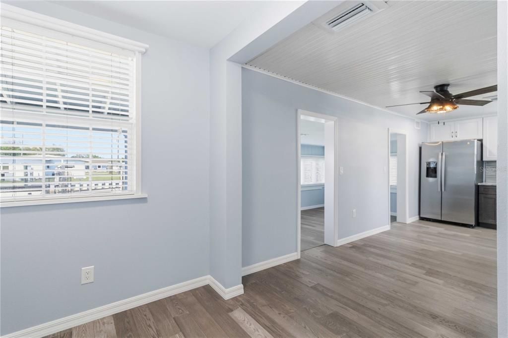 For Rent: $2,500 (1 beds, 1 baths, 678 Square Feet)