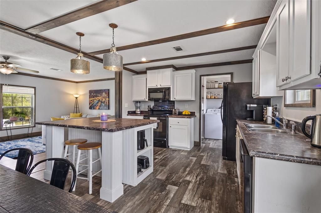For Sale: $229,900 (5 beds, 3 baths, 2052 Square Feet)