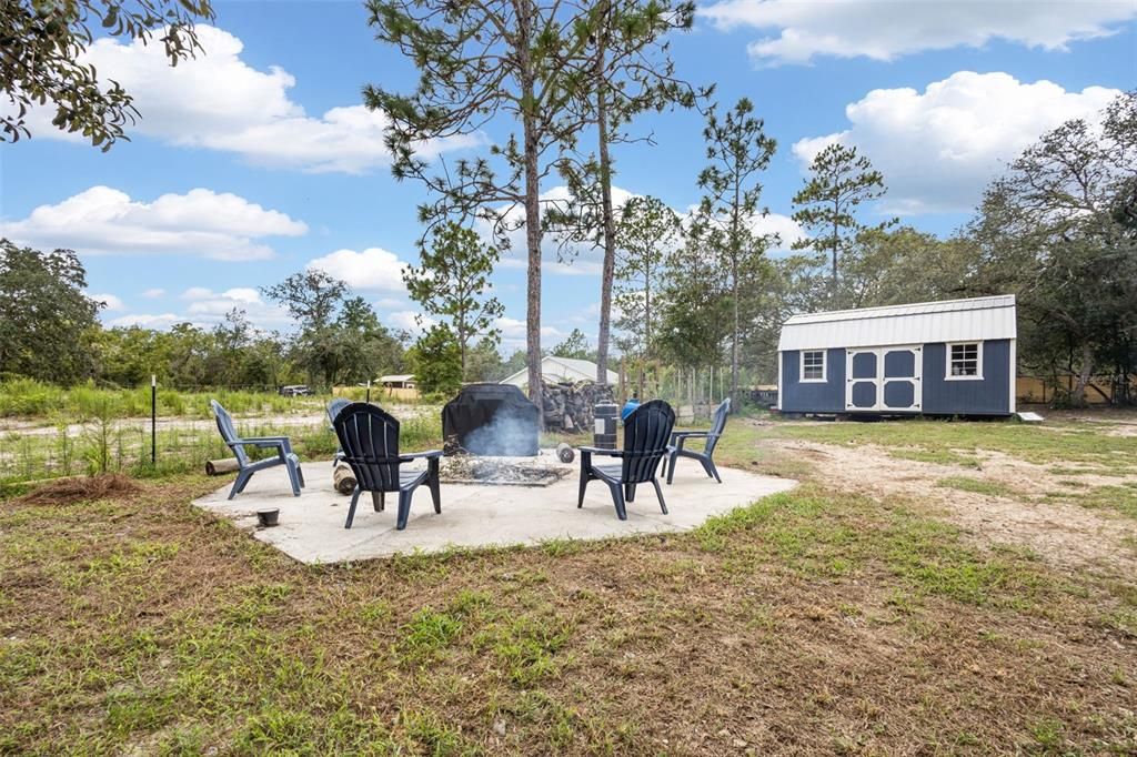 For Sale: $229,900 (5 beds, 3 baths, 2052 Square Feet)