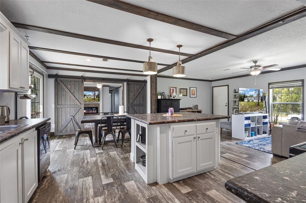 For Sale: $229,900 (5 beds, 3 baths, 2052 Square Feet)