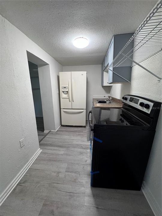 For Rent: $1,200 (1 beds, 1 baths, 650 Square Feet)