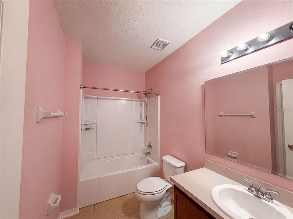 For Sale: $300,000 (3 beds, 2 baths, 1738 Square Feet)