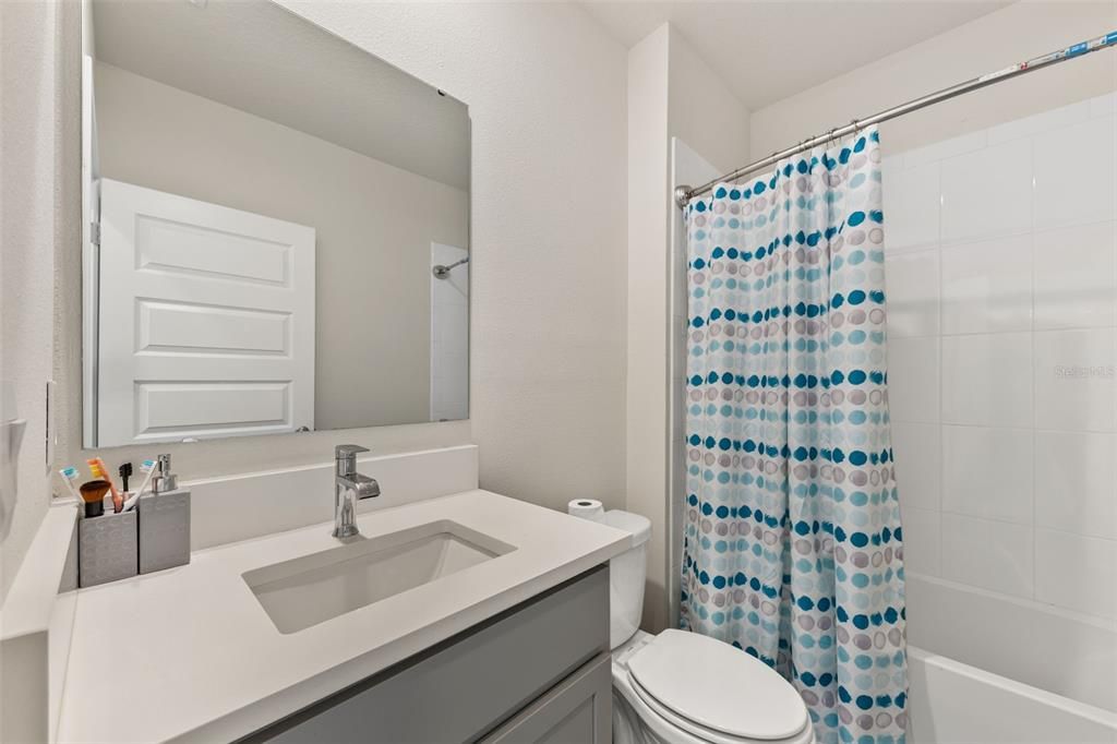 На продажу: $475,000 (5 спален, 3 ванн, 2601 Квадратных фут)