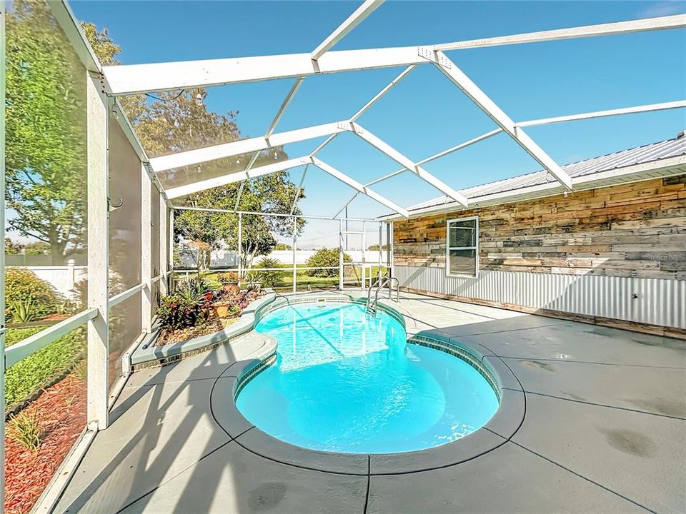 En Venta: $489,000 (5 camas, 3 baños, 2720 Pies cuadrados)