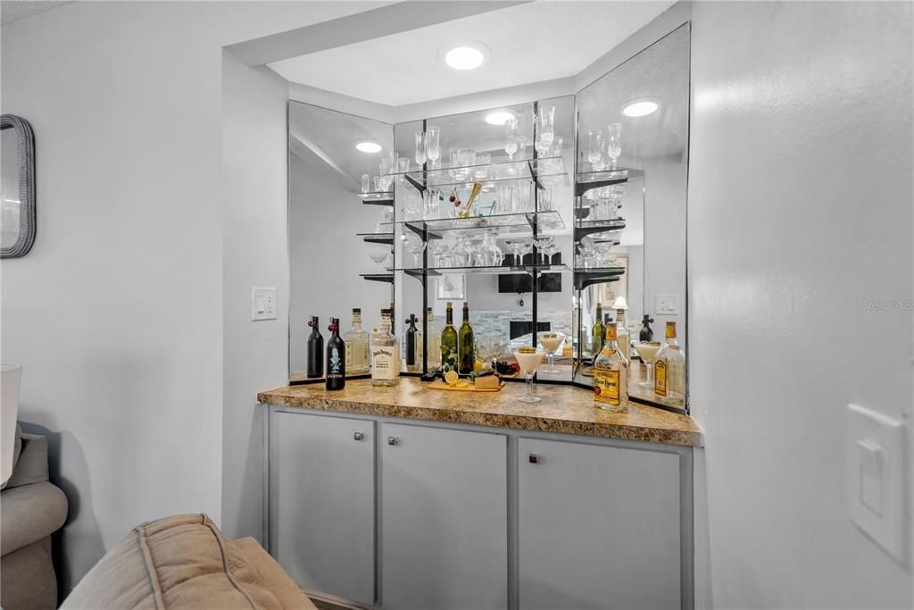 En Venta: $239,900 (2 camas, 2 baños, 1608 Pies cuadrados)