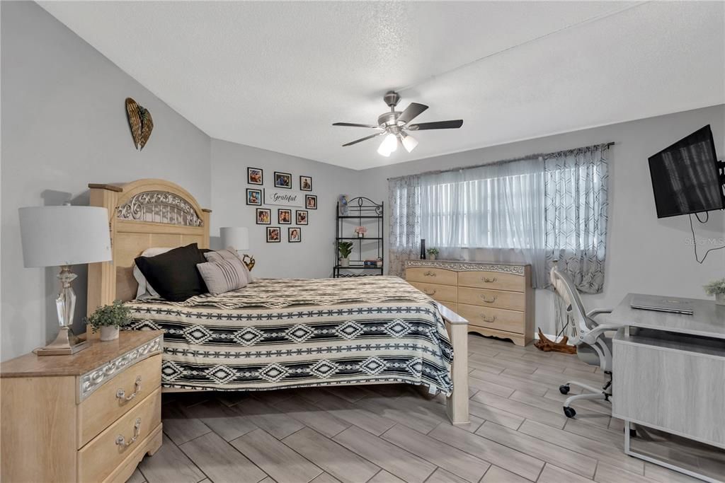En Venta: $239,900 (2 camas, 2 baños, 1608 Pies cuadrados)