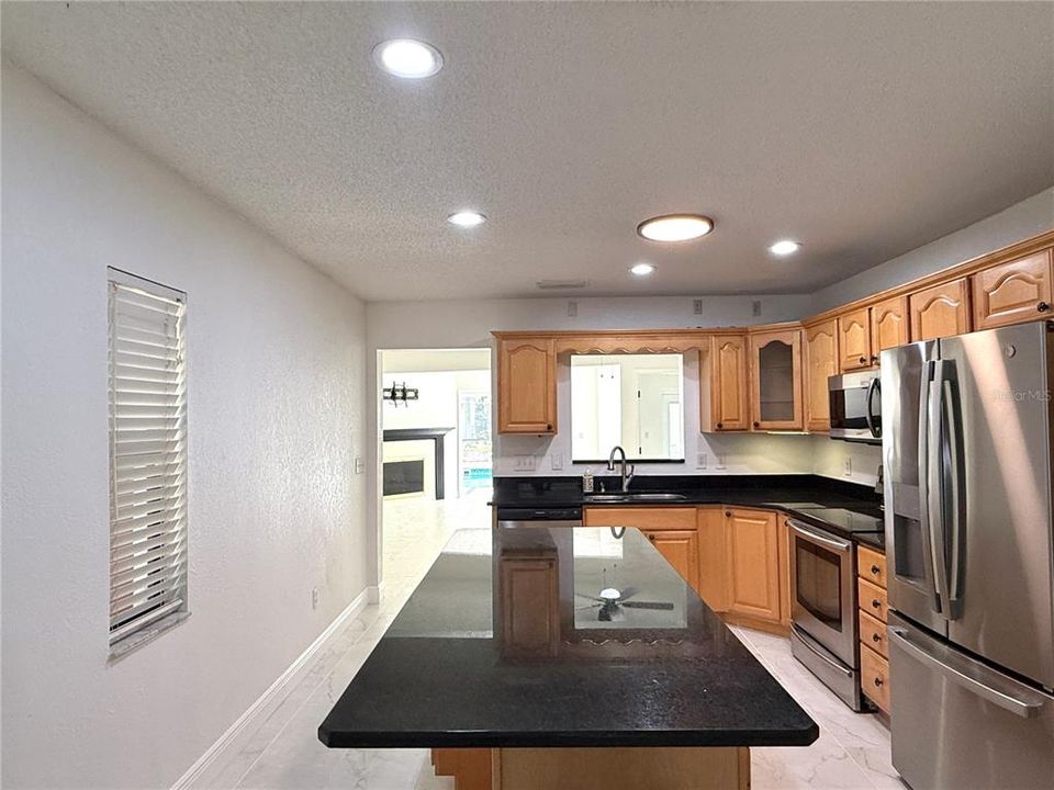 For Rent: $4,200 (4 beds, 2 baths, 2296 Square Feet)