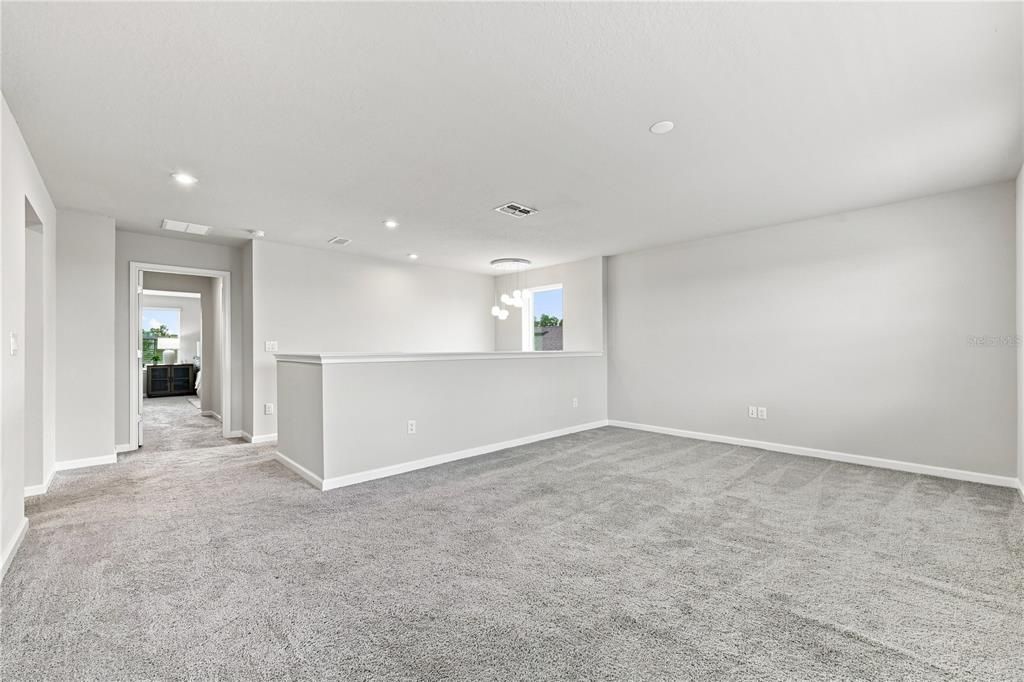 For Sale: $715,000 (5 beds, 3 baths, 2983 Square Feet)