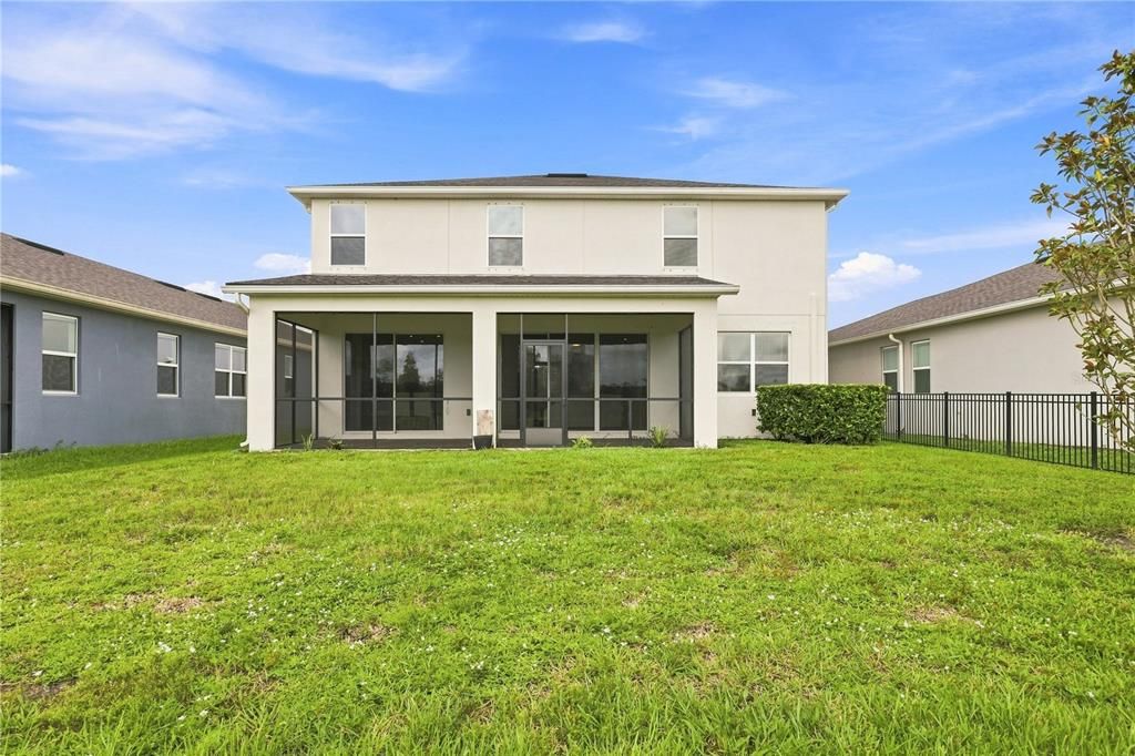 For Sale: $715,000 (5 beds, 3 baths, 2983 Square Feet)