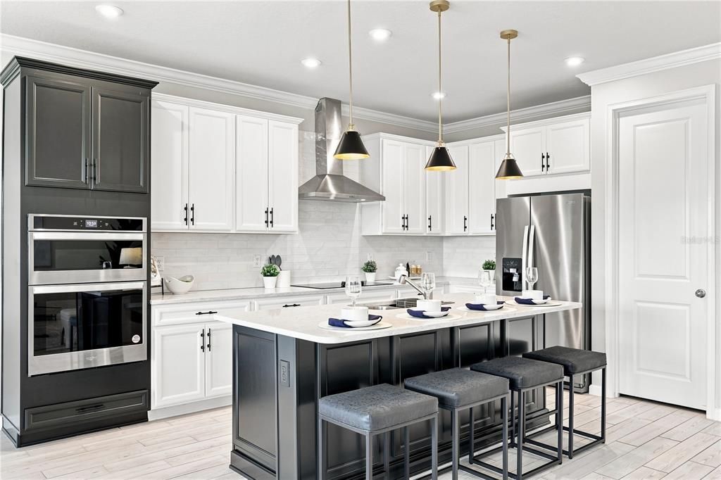 For Sale: $715,000 (5 beds, 3 baths, 2983 Square Feet)