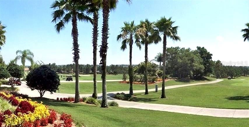 For Sale: $294,500 (2 beds, 2 baths, 2048 Square Feet)