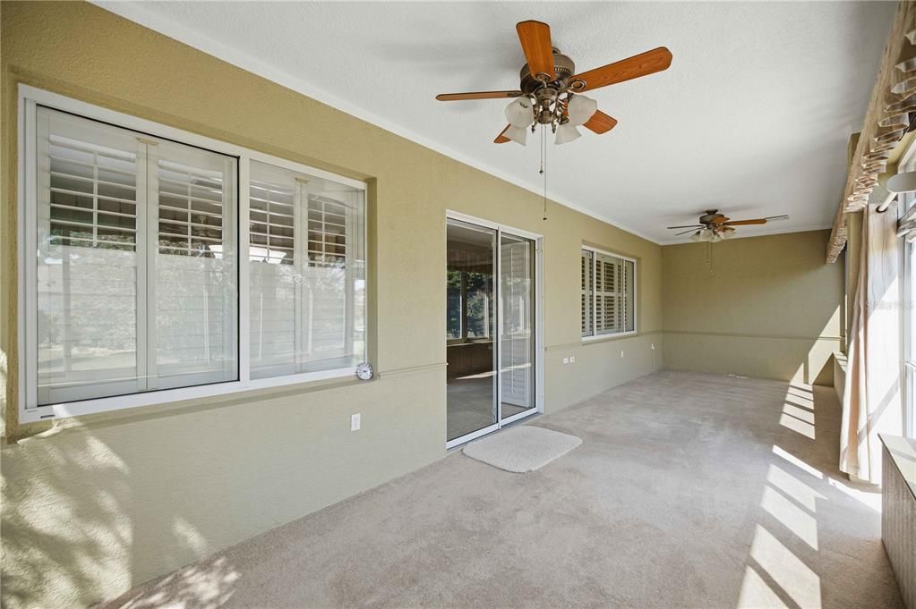 For Sale: $294,500 (2 beds, 2 baths, 2048 Square Feet)
