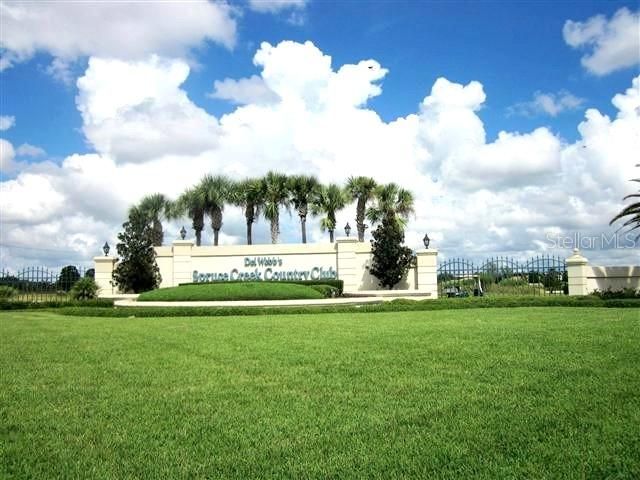 For Sale: $294,500 (2 beds, 2 baths, 2048 Square Feet)