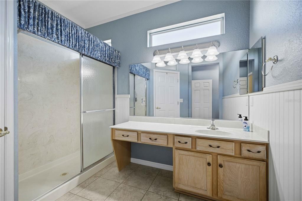 For Sale: $294,500 (2 beds, 2 baths, 2048 Square Feet)