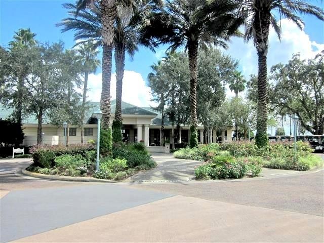 For Sale: $294,500 (2 beds, 2 baths, 2048 Square Feet)