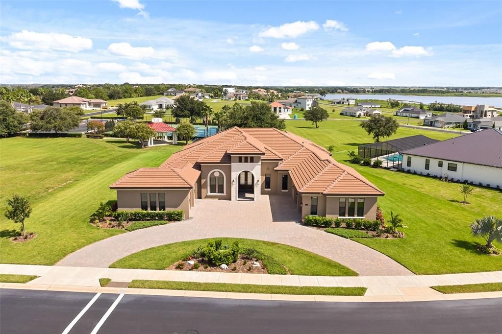 For Sale: $1,200,000 (4 beds, 4 baths, 3547 Square Feet)
